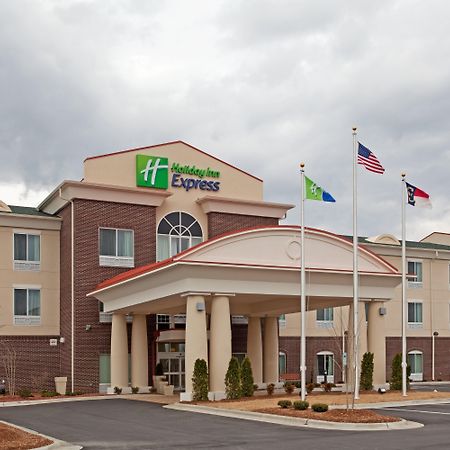 Holiday Inn Express Pembroke By Ihg Eksteriør billede